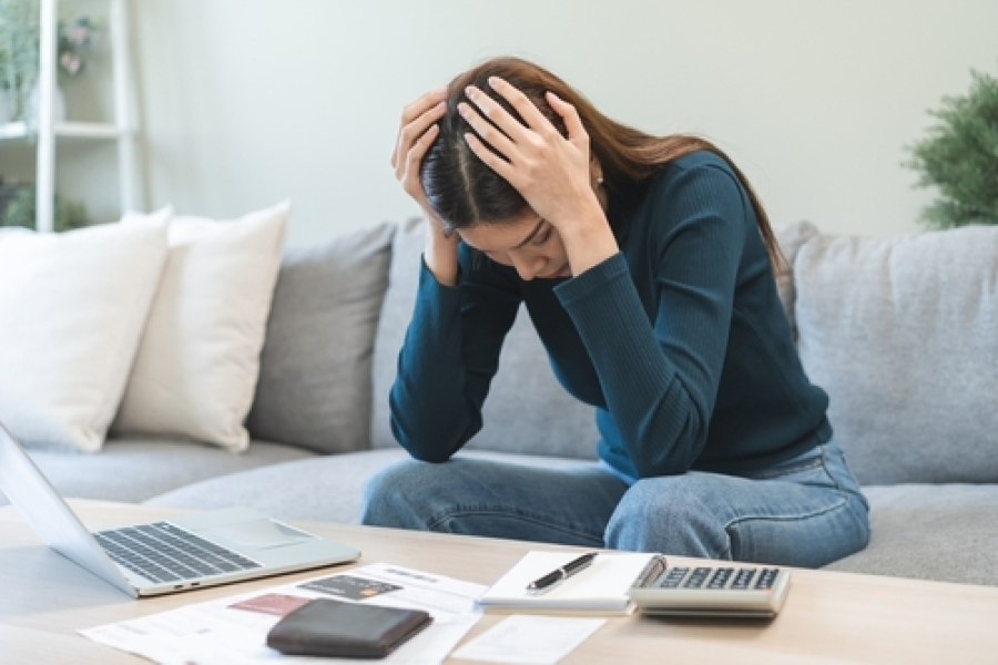 Precisa de aliviar as suas dívidas? 5 soluções seguras para equilibrar as finanças
